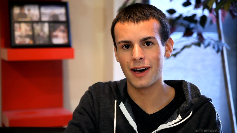 Lollipop Twinks: Colloquio con una studentessa universitaria