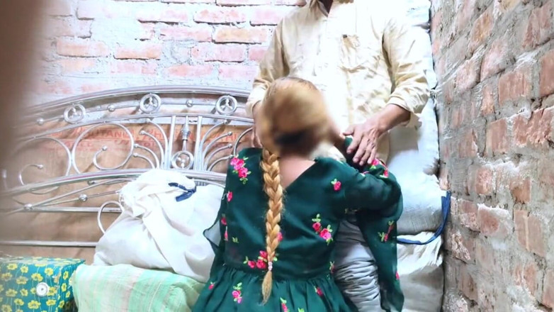 Fantacycutting: 印度乡村女孩 Ki chut me lund 达利 uski dost ki boyfriend Ne