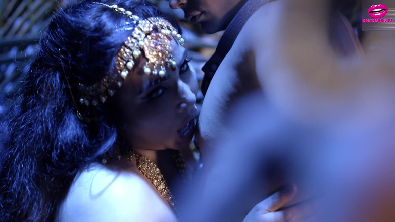 Indianpinklips: Recién casada traviesa india follada por cuñado