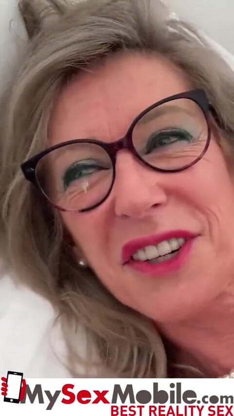 MySexMobile: Blonde French mature Marina Beaulieu sodomized by younger guy
