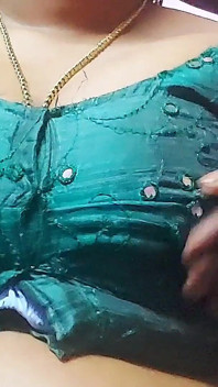 Zoya Bhabhi Desi Sex with New Boy Hindi Audio