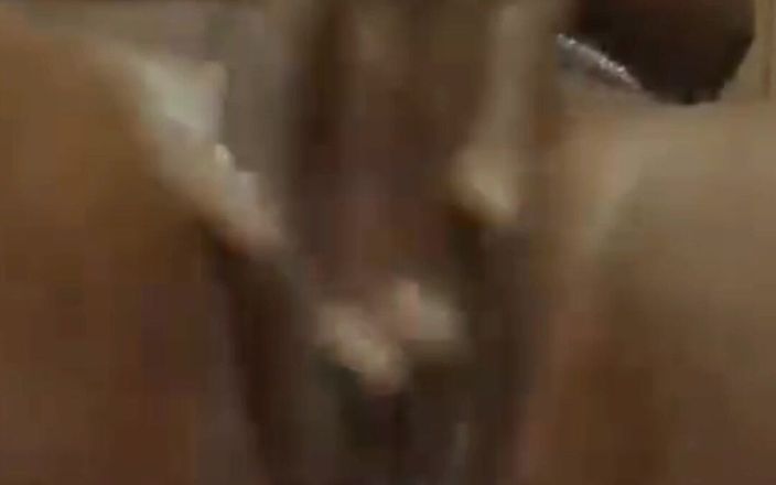 Barqueen: Ich kann nicht aufhören zu squirten