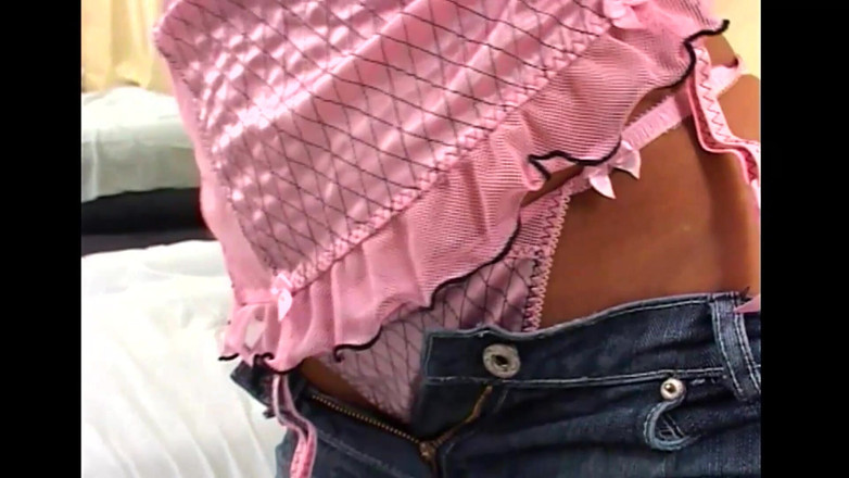 MILF still slut: सुंदर काले बाल वाली चोदने लायक मम्मी की चिकनी चूत की चुदाई और वीर्य निकालना