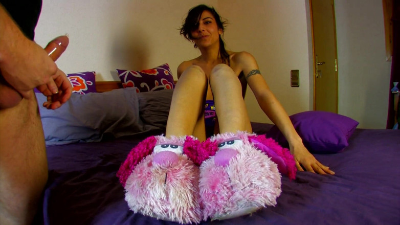 Hot Euro Girls: Amateur video of a hot brunette and a handsome stud