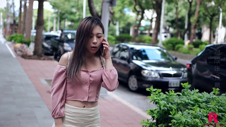 Asian Milfs n Teens: Čínská holka stříká - Perv Milfs n Teens