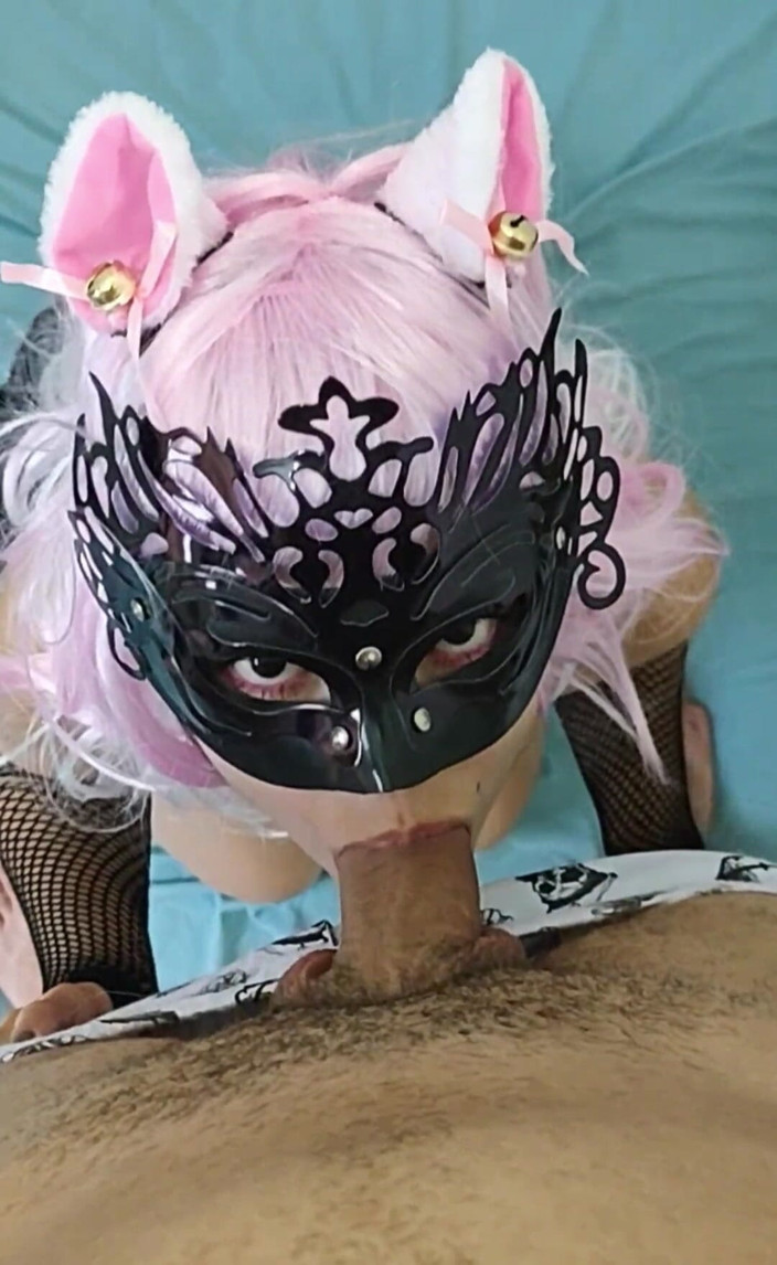 Debora Mendes: POV - Cute Pink-haired E-girl Takes off My Boxers and Licks...