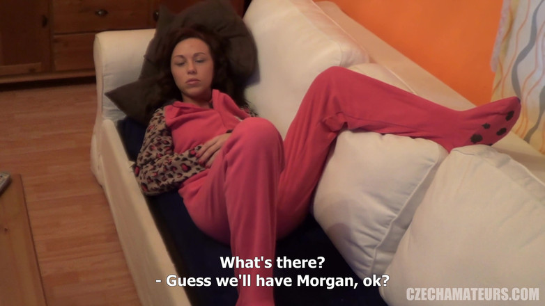 CzechAmateurs: チェコの素人74 1組のエッチなカップル