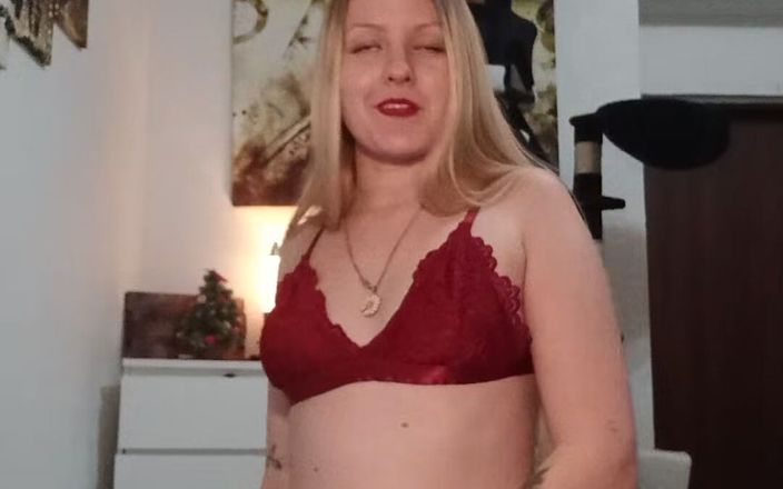 Miley Grey: Striptiz ve sonra orgazm