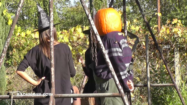 Sadurnus: Selamat Hari Halloween! Merokok dan CBT