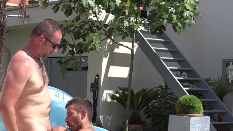 Raw sex with friends from France: Fucked Raw in Jockstrpa by Mature Boy