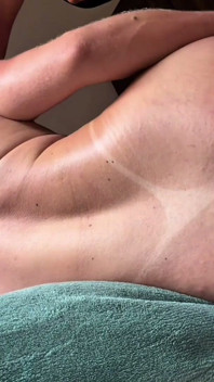 Rubia caliente tomando el culo a cuatro patas - latina amateur