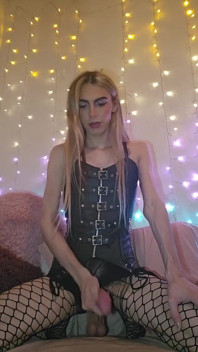 If You Like Being a Good Boy for Stepmommy, You'll Love This Video