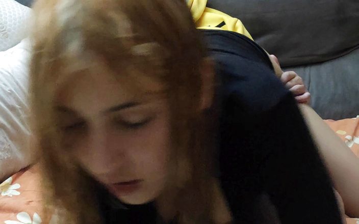 Endemoniados: Kleine blonde slet wil dat mijn sperma in haar gaat...