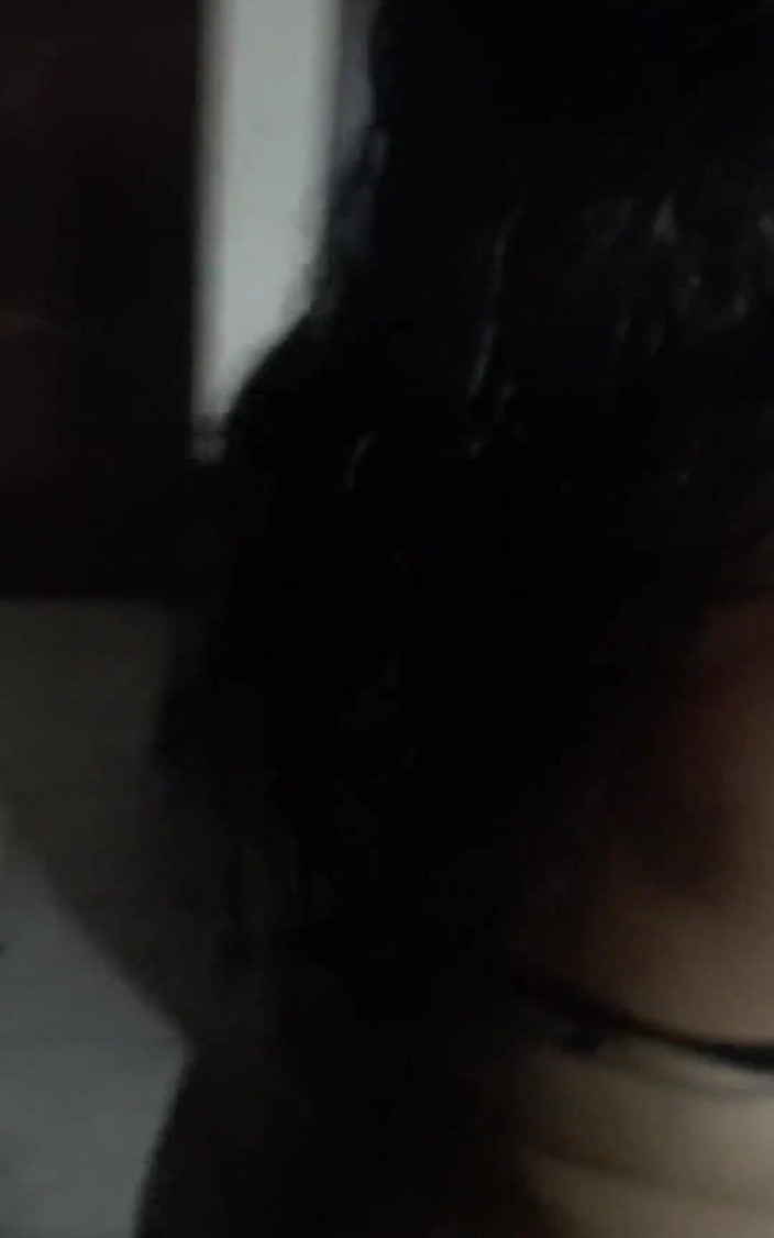 Karely Ruiz: Szwagierka przychodzi odwiedzić, gdy nikogo nie ma w domu