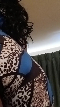 Ass Shaking