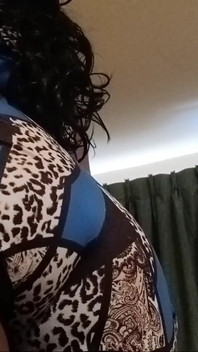 Ass Shaking