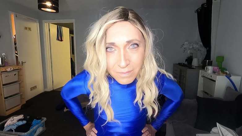 Themidnightminx: The Tiny Blue Dress