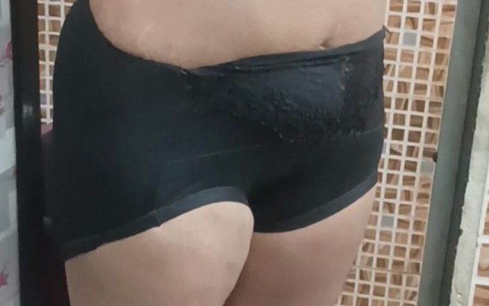 My hot pussy Shahida: Seks banyosundan sonra ev kız arkadaşımı boşal taze