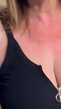 MILF Danni Jones i lekcja bilarda