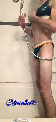 Crossdressers Cd Michelle wearing sexy lingerie: Crossdresser Cdmichell Wearing Blue Dvojdílné Plavky