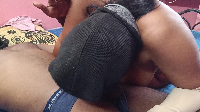 Reshma hot: तमिल घर की पत्नी नीचे की नौकरी के साथ हॉट सेक्स