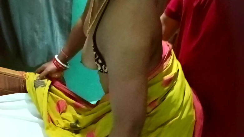 Popmini: Profesoara de la facultate tamil mallu Sandhya face sex dur...