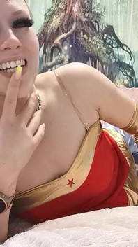 เย็ดกับ Wonder Woman JOI