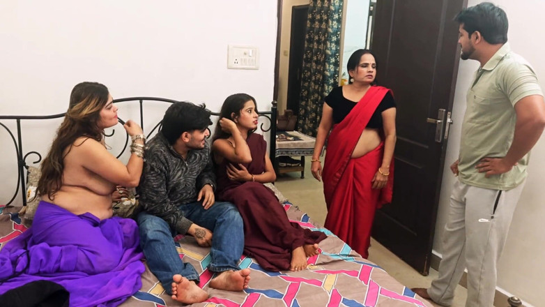 Londamaal123: Video seks threesome hardcore bareng kakak ipar india yang di-gangbang