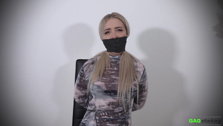 Gag Attack: Aubrey - várias engasgos