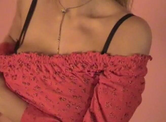 Flash Model Amateurs: Calda bionda mostra il suo straordinario corpo