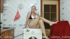 Lukerya: Lukerya procházky u řeky