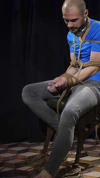 Zeus Hardcore Bondage Challenge