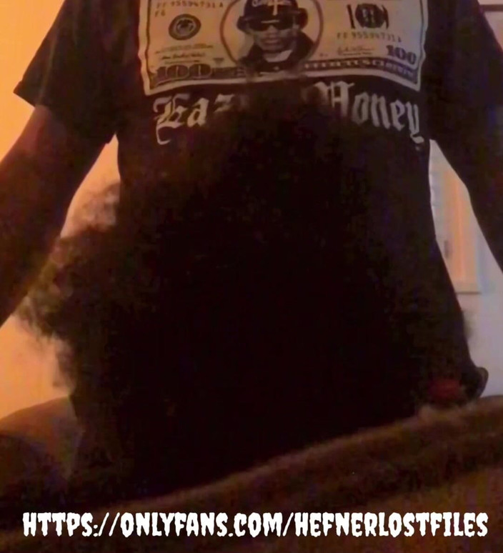 PlayboyHef: 사정을 위해 팁을 키스하는 Asmr French