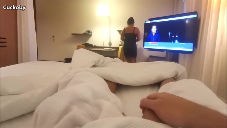 Cuckoby: Hotel maid is cleaning my room and jerking me off...
