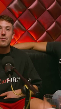 Karmen Karma používá olej ze slaniny jako lubrikant