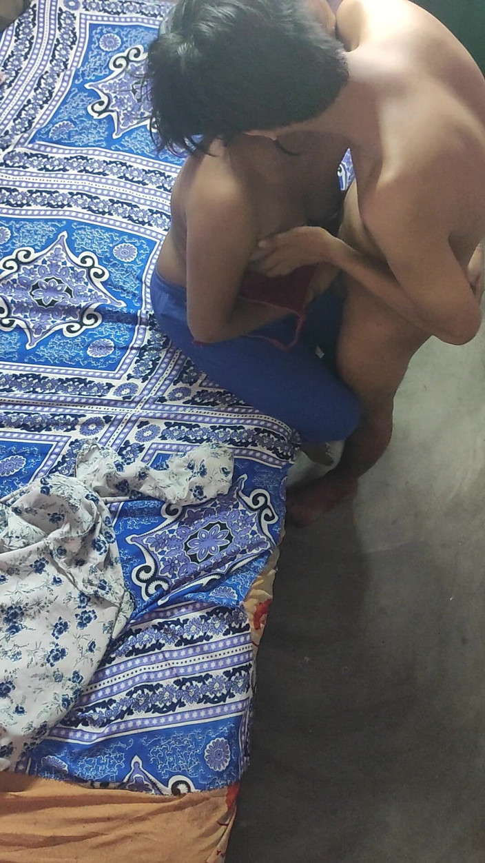 Pyaasibhabhi1: Video rekaman seks pas lagi diam-diam sama mantan suaminya