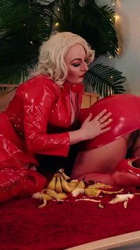 Facesitting of Lesbians - Hot Doggy Fuck of Sexy Maid Girl - Fetish Porn Free Video - Arya Grander