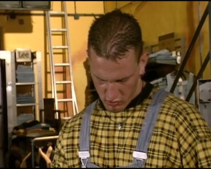 German Amateur Videos: Awek kedai dari Jerman ini dikongkek semasa bekerja