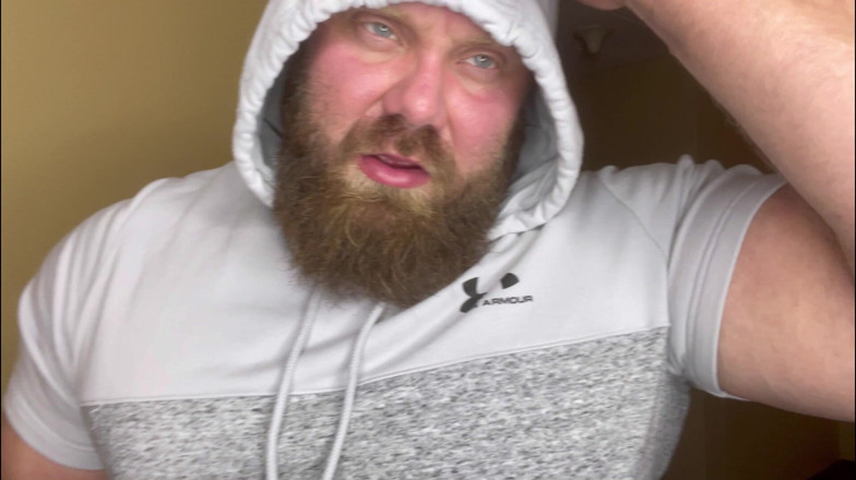 Jack stacked: Muscle Posing