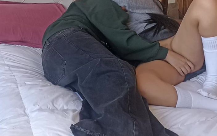 Astrid Cute: Ich habe meine studentin allein gefunden und sie fickte mich