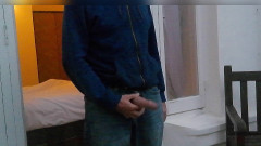 Rockardglans: Stříkání na veřejnosti před oknem hotelového pokoje - rockard táta