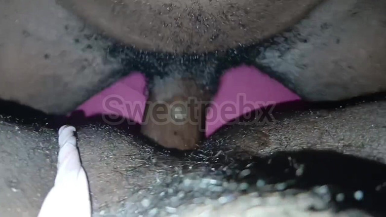 Sweet Peb X: 私は彼のチンコをしゃぶって彼をイかせ、それから彼が私を抱き、私の穴に射精させました
