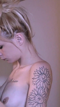 Awtumm Lyxxx - Pre-shoot Shower