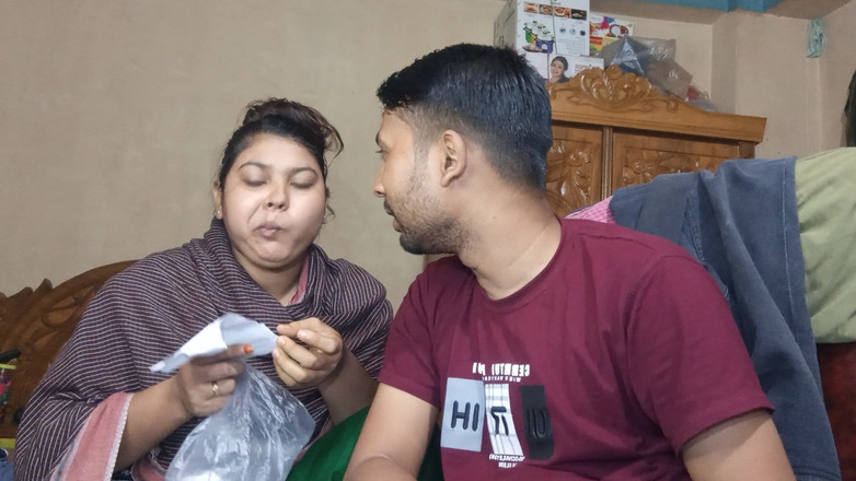 Desi Video BD: Soția soțului are parte de romantism cu un nou cuplu...
