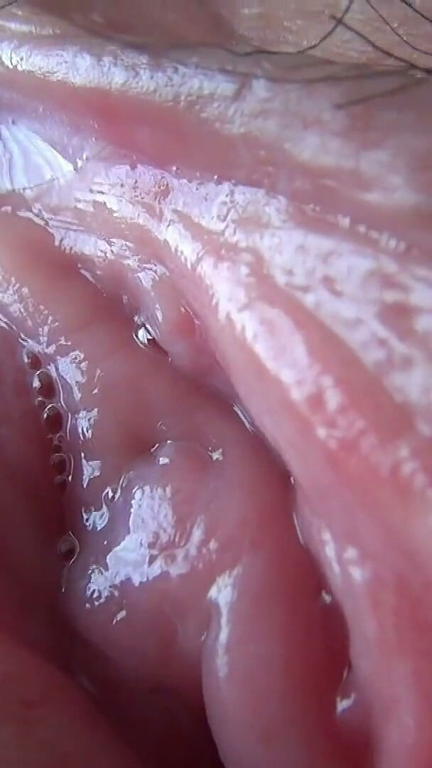 reikodouga: Close-up of a Plump Pussy