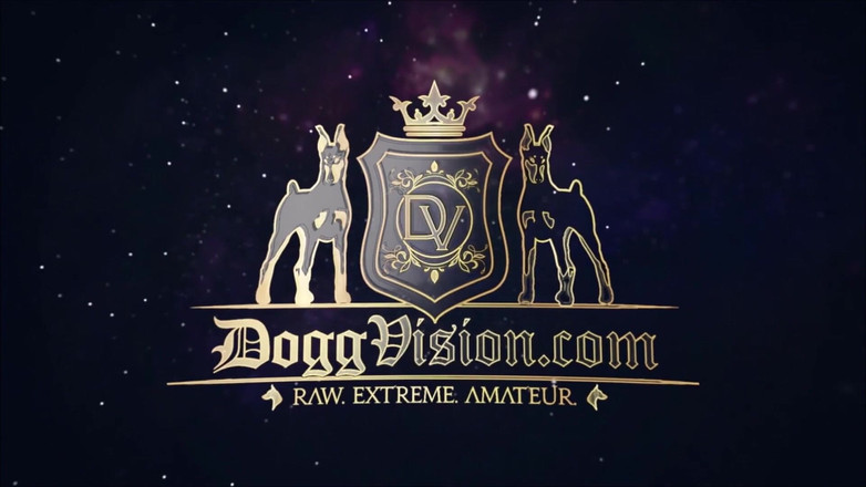 DoggVision: 50letá swinger manželka má několik orgasmů