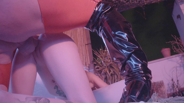 Lady Trans: Adam, kadın ve trans kadın, iki yarak, bir amcık üçlü grup...