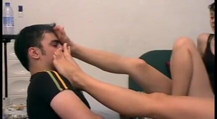 Foot Girls: German teens toying with their feet licking slave