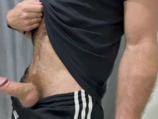 intra_muscular: Married Man Showing His Thick Cock