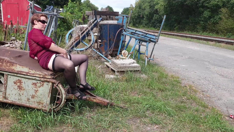 UserBitch1: Fucked di stesen kereta api